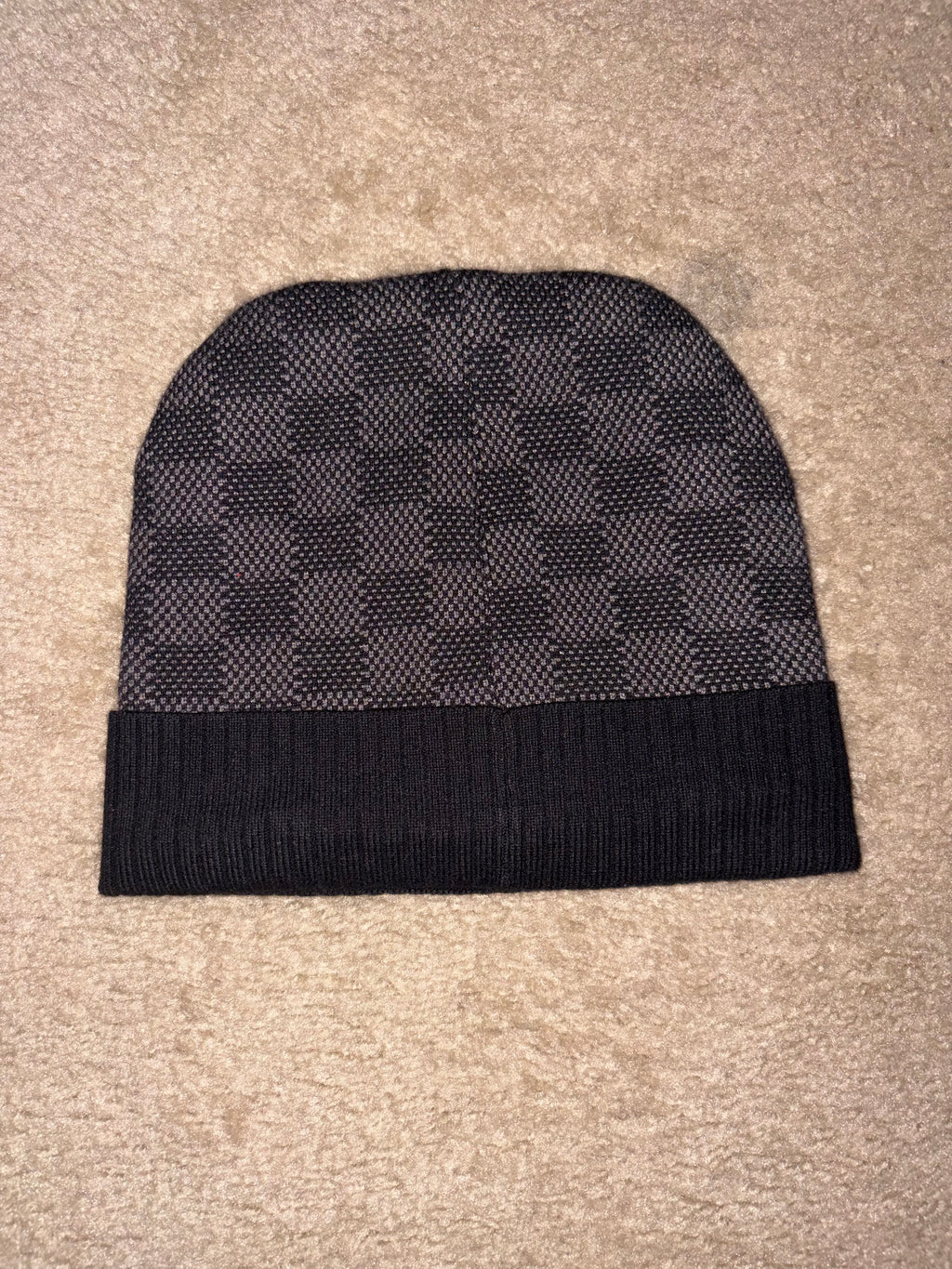 LOUIS VUITTON NÉO PETIT DAMIER BEANIE