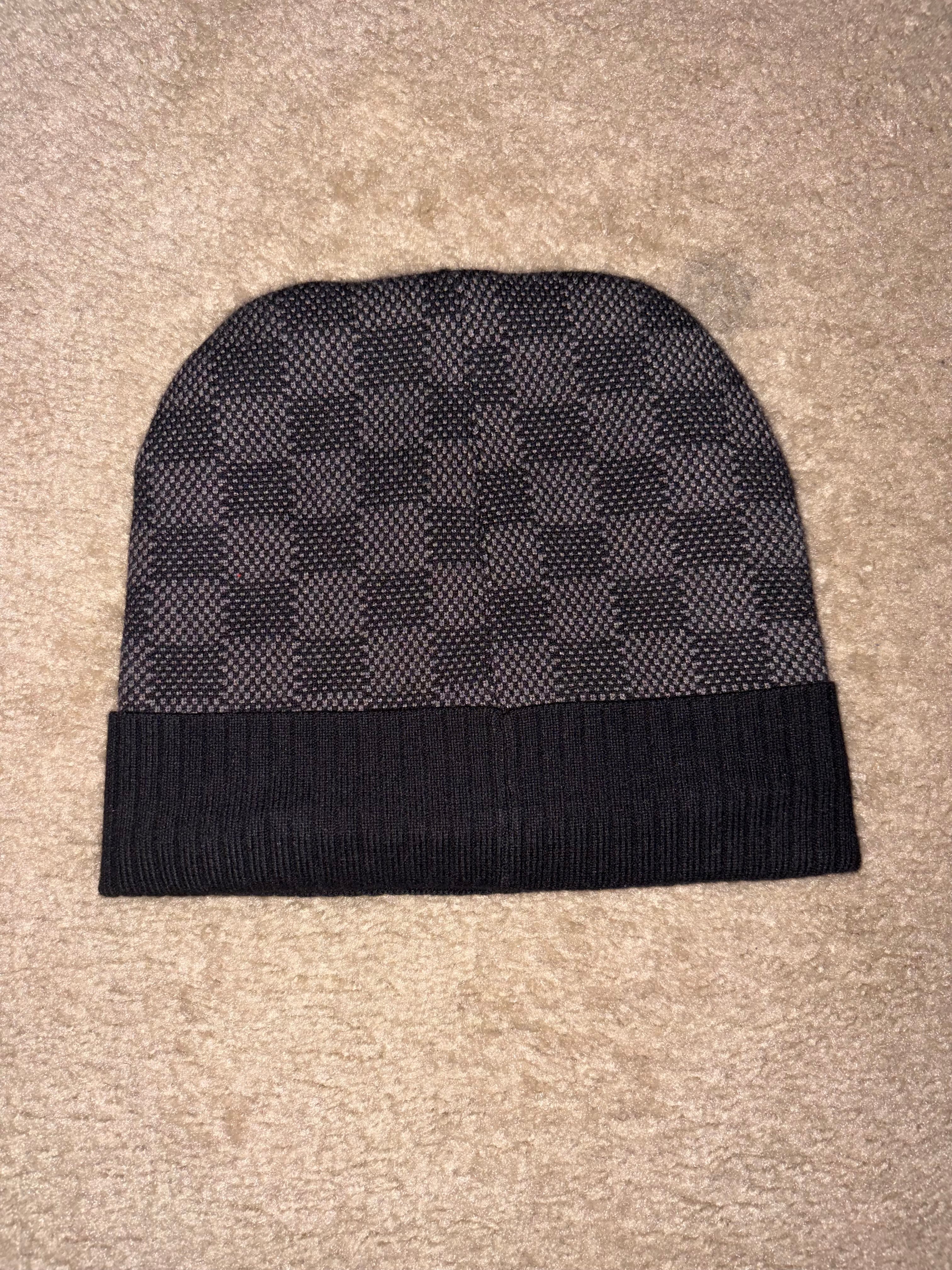 LOUIS VUITTON NÉO PETIT DAMIER BEANIE